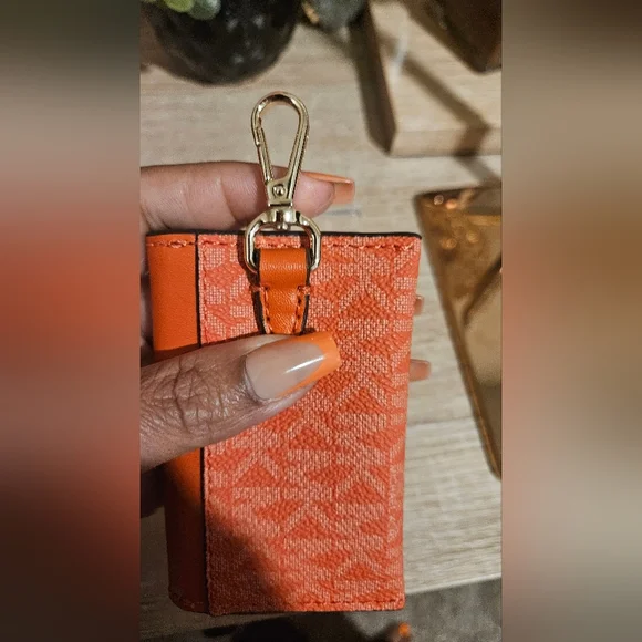 Michael Kors Orange Clutch w/Card Case - Picture 9 of 11